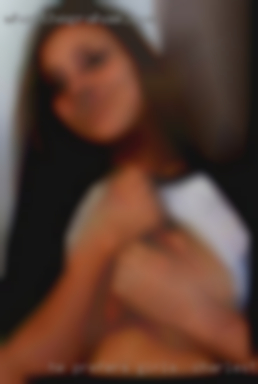 He prefers curvy girls in Charleston, WV confident babes.