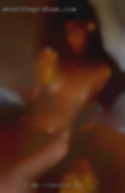 I am a in Roanoke, VA good  sub looking for her dom.