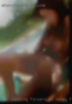 Looking horny female contacts forward in hearing from you.